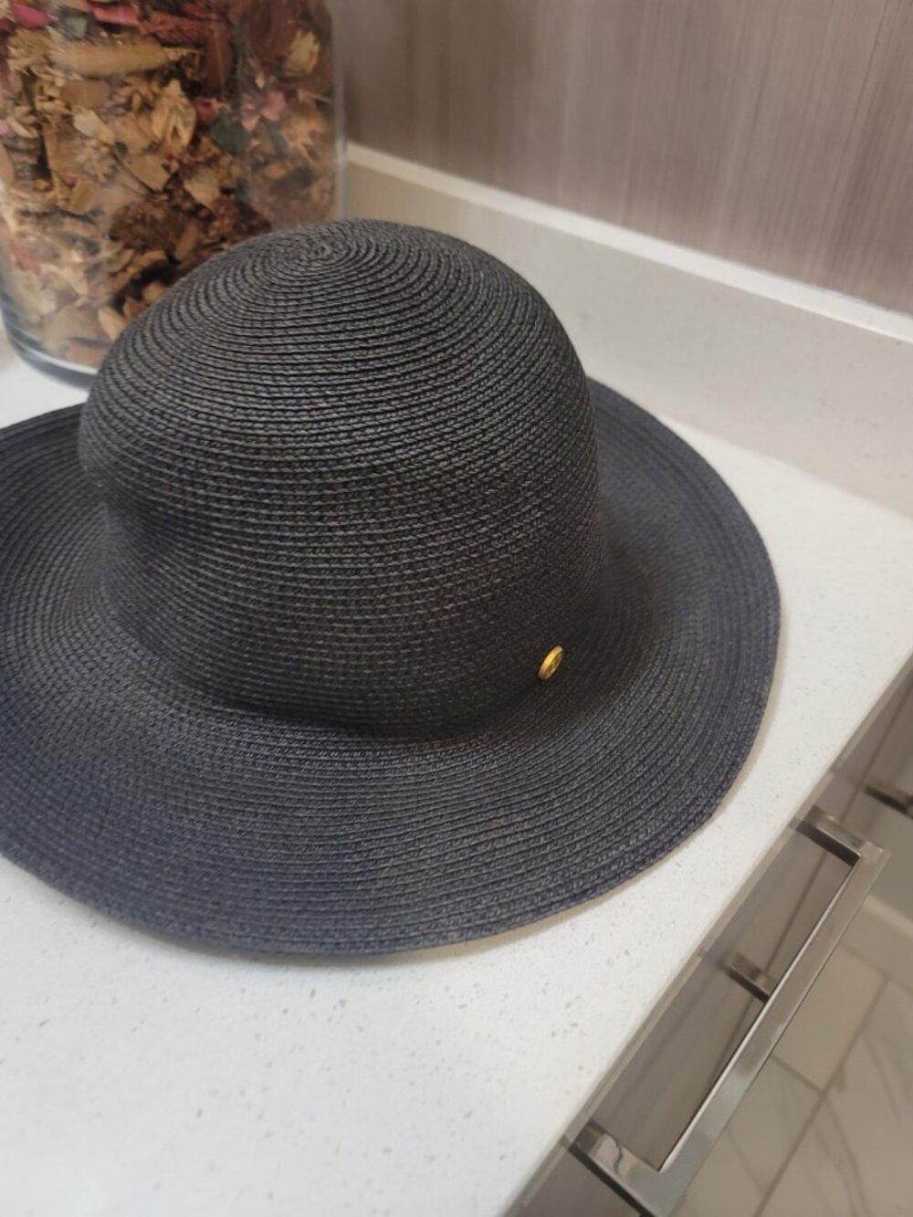 Eric Javits Women's Black Squishee Straw Fedora Sun Hat - Picture 3 of 7